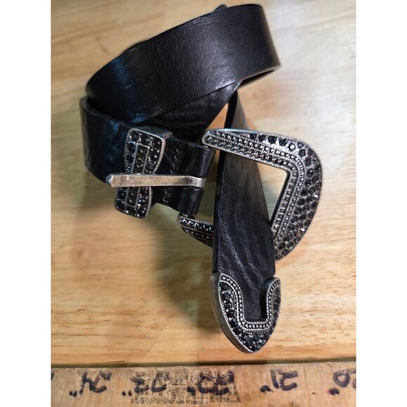 Landes Accessories - Landes Italian Black leather rhinestone belt silver buckle 39" Made In Canada